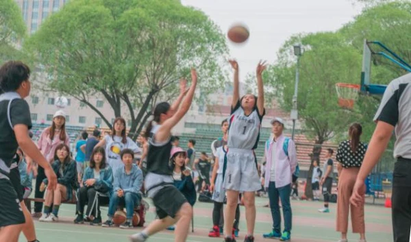 如何通过力量训练改善篮球运动员的速度和敏捷性?_2